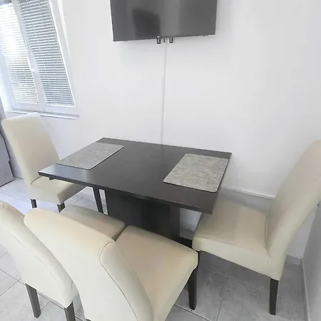 Apartment Mateo - One Bedroom - White *