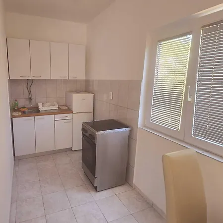 Apartment Mateo - One Bedroom - White