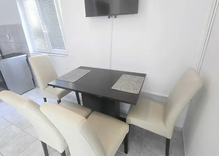 Lejlighed Mateo - One Bedroom - White *