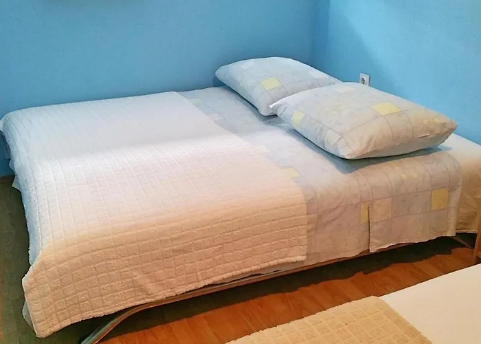 Mateo - One Bedroom - White